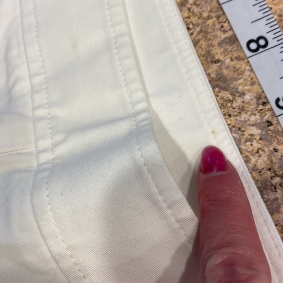 L.L. Bean Classic Fit White Pants 12 Petite -Just Reduced - Picture 7 of 17